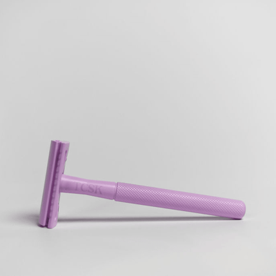 Ms. Lilac Lady + Stand - TCSK | Très Chic Shave Kit