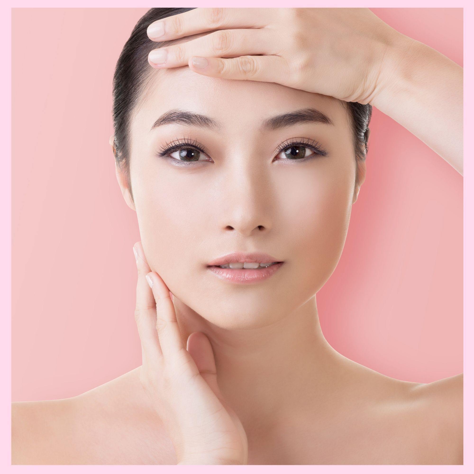 Japanese women are known for their beautiful skin. - TCSK | Très Chic Shave Kit