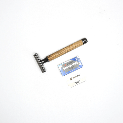{bamboo safety razor] - Très Chic - Shave Kit