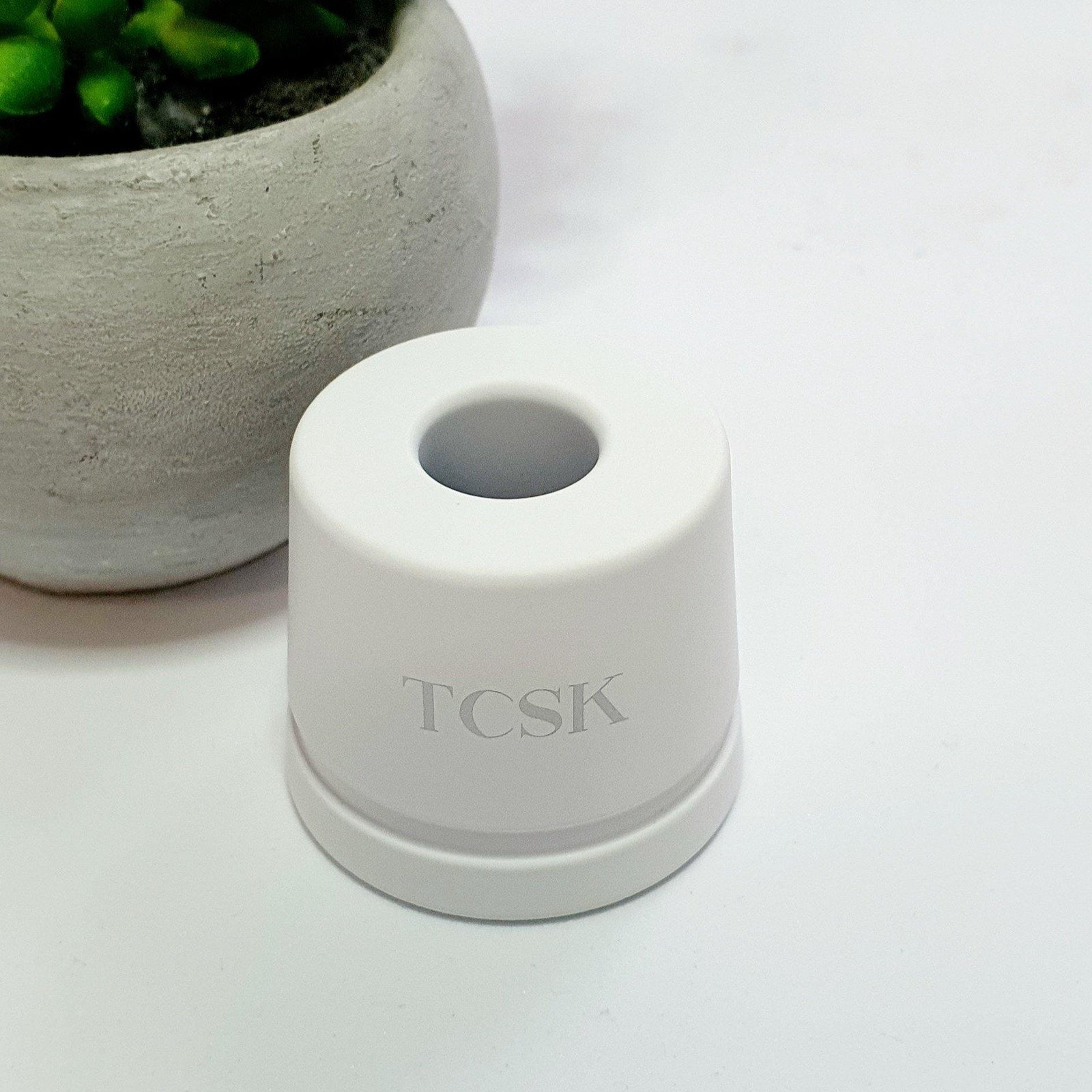 WHITE MATTE Metal Safety Razor Stand